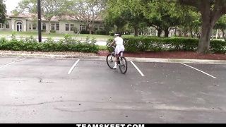 Itty-Bitty Bicyclist