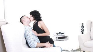 Babe Wants To Fuck Right Now