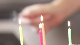 Derriere Episode 4 - Birthday Gift - Samantha Bentley & Stefany Moon