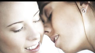 Hotline 1 - Lexi Layo & Sabrisse A