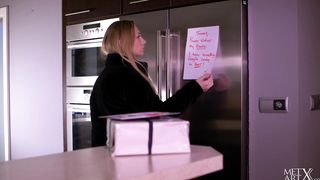 House Sitter 2 - Jenny Wild