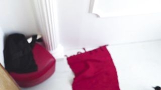 Model Test: Episode 8 - Vos