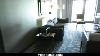 Cashing Out Her Cooch